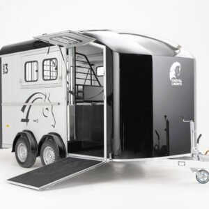 remolque caballos maxi 3 cheval liberte.jpg